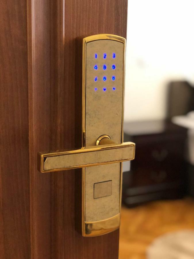 Musik Apartments Old Town シビウ エクステリア 写真