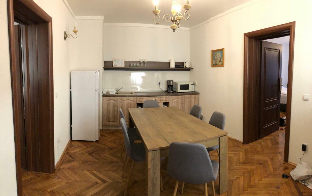 Musik Apartments Old Town シビウ エクステリア 写真